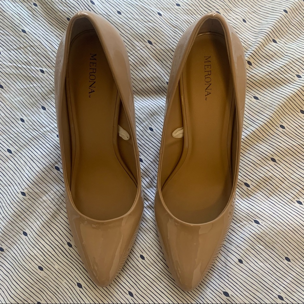Merona Pointed Toe Heels Shoes in Nude